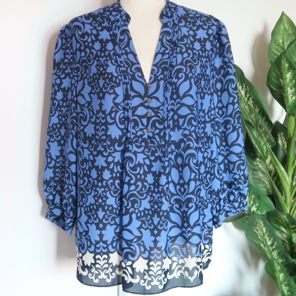 Banana Republic Blue Black Floral Print Blouse XL 3/4 Sleeve V-Neck Top